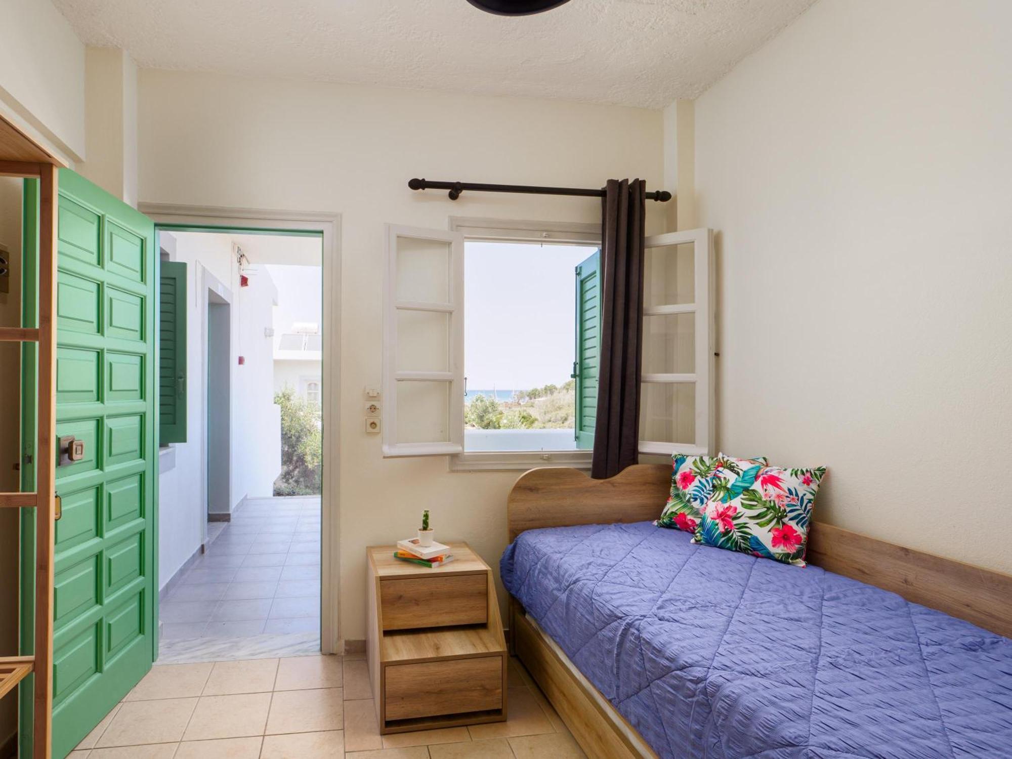 Divina Seaside Apartments By Estia Gouves Exterior photo